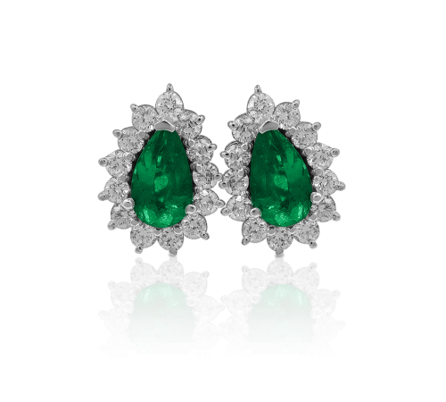 Emerald teardrop earrings DT 2294 from Duetto Galería, crafted in gold with Colombian emeralds Aretes de lágrima de esmeralda DT 2294 de Duetto Galería, elaborados en oro con esmeraldas colombianas